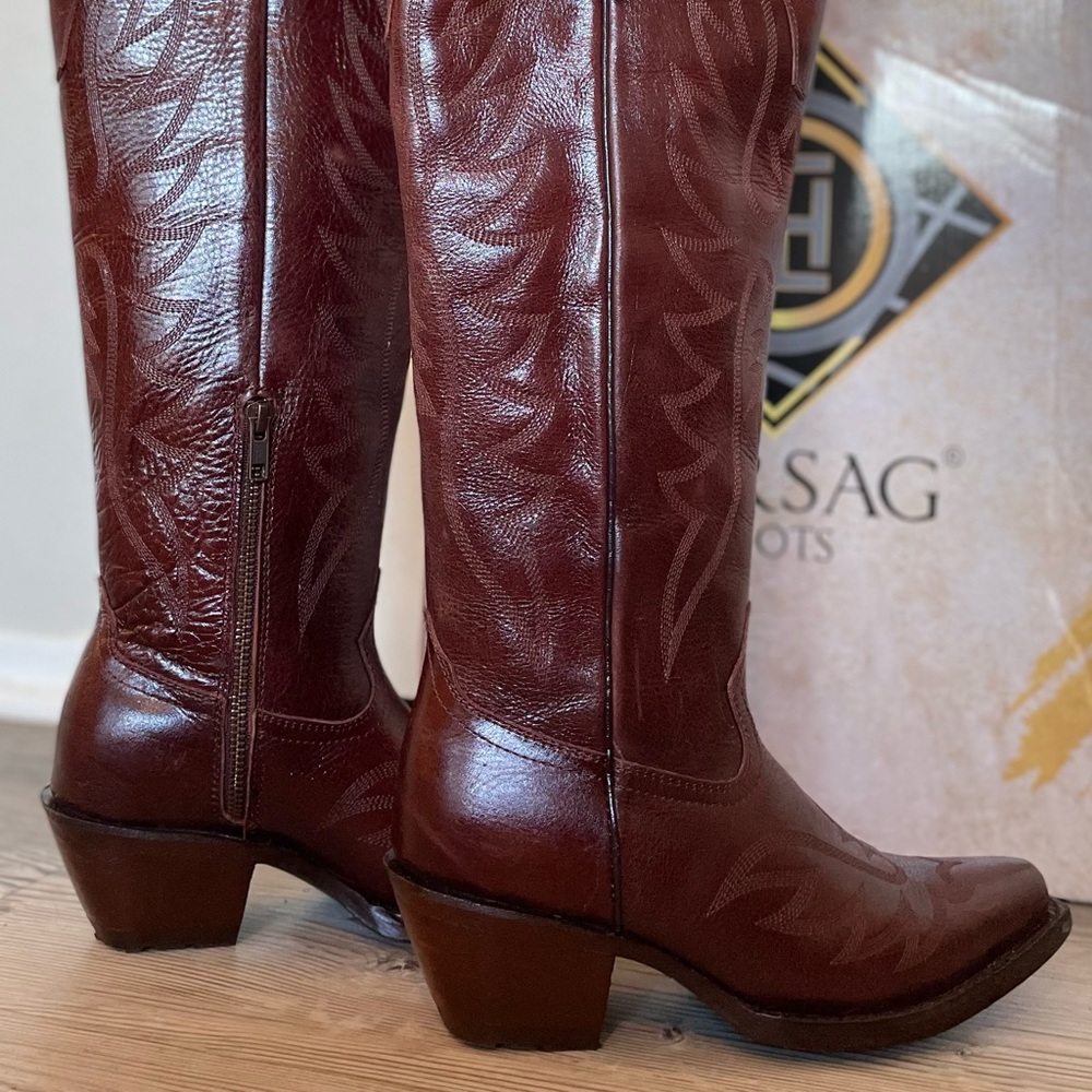 Canela Knee high cowgirl boots in a size 7 - Picture 3 of 11